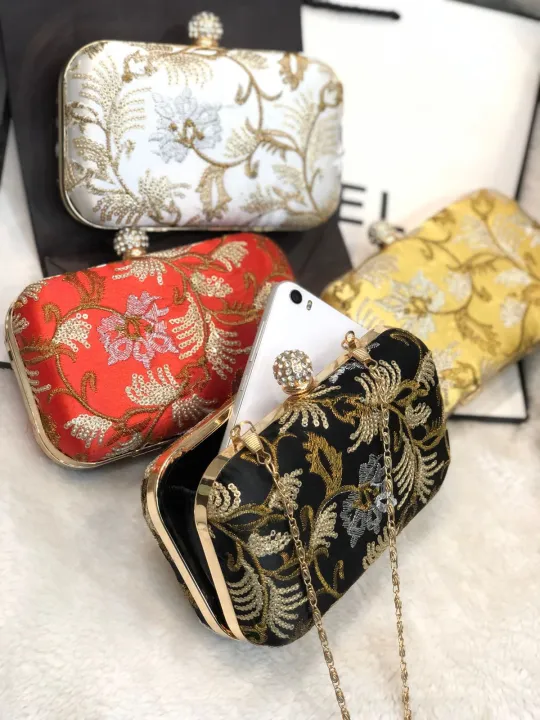 Beautiful%20and%20luxury%20womens%20occasion%20cluch%20with%20full%20of%20embroidery%20-%20Image%205