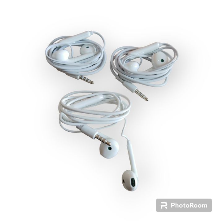 3%20in%201%20White%20Headphones%20Pack%20High%20Quality%20Sound%20and%20Bass%20for%20Music%20Lovers%20-%20Image%203
