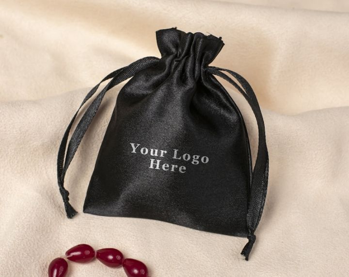 100%20Satin%20Drawstring%20Bags%20Custom%20Jewelry%20Packaging%20Logo%20Bags%20Wedding%20Favor%20Gift%20Bags%20-%20Image%205