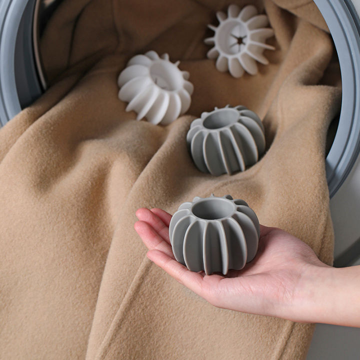 Laundry%20Ball%20Reusable%20Silicone%20Clothes%20Hair%20Cleaning%20Tools%20Pet%20Hair%20Remover%20Washing%20Machine%20Cat%20Hair%20Catcher%20Laundry%20Ball%20-%20Image%204