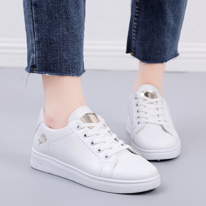 Spring%20Women%20Casual%20Shoes%20White%20Breathable%20Embroidered%20Flower%20Lace-Up%20Women%20Sneakers%20Fashion%20Korean%20Version%20Women%20Tennis%20Shoes%20-%20Image%202