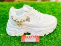 Side chain chunky shoes sneakers for girl. 