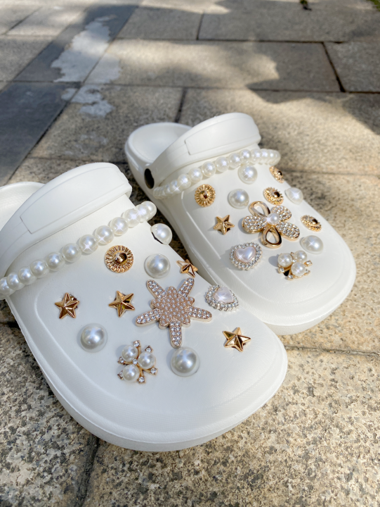 26pcs%20Hole%20Shoes%20Accessories,%20Including%20Detachable%20Star,%20Flower,%20Bear%20Design%20Shoe%20Charms,%20Suitable%20For%20Sandals%20&%20Beach%20Shoes%20&%20H%20-%20Image%203