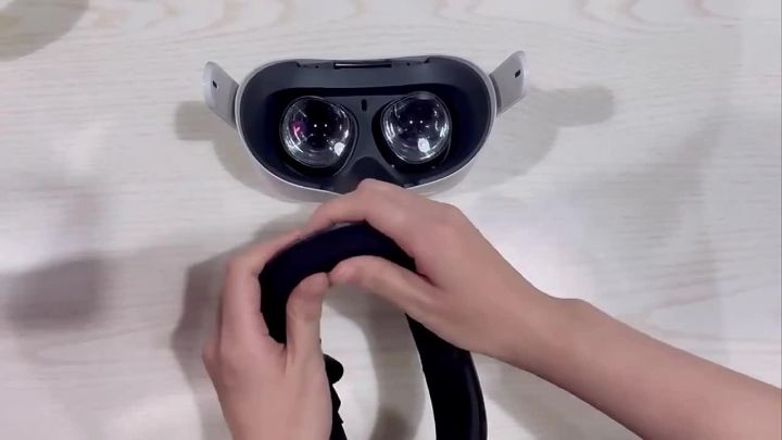 Breathable Face Mask Replacement For Oculus Quest 2 Facial Interface Bracket Foam Pad 3 in 1 With Joystick Caps For Meta Quest 2