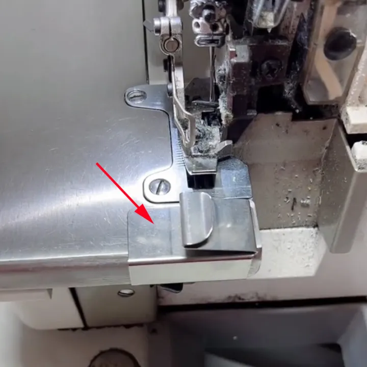 Industrial%20Overlock%20Sewing%20Machine%20Upper%20Sleeve%20Rule,%20Seam%20Guide,%20Hemmer%20Guider,%20Hem%20Guider,%20LAP%20SEAM%20FOLDER,%20Lap%20Seam%20Folder%20-%20Image%205