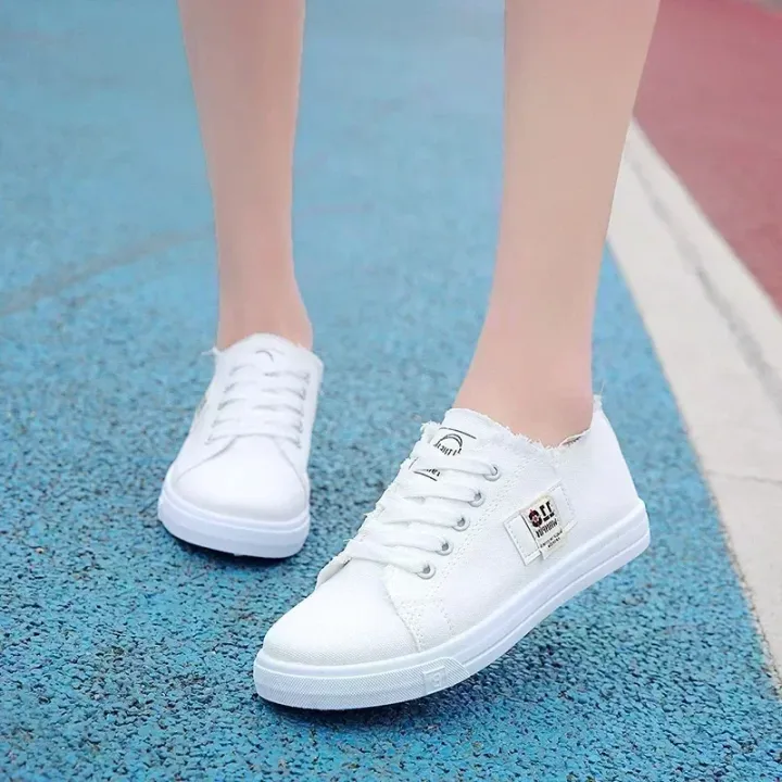 2025%20Spring%20New%20Style%20Comfortable%20Casual%20Flat%20White%20Shoes%20Canvas%20Low-top%20Cross-strap%20Lightweight%20Sports%20Shoes%20for%20Women%20-%20Image%202