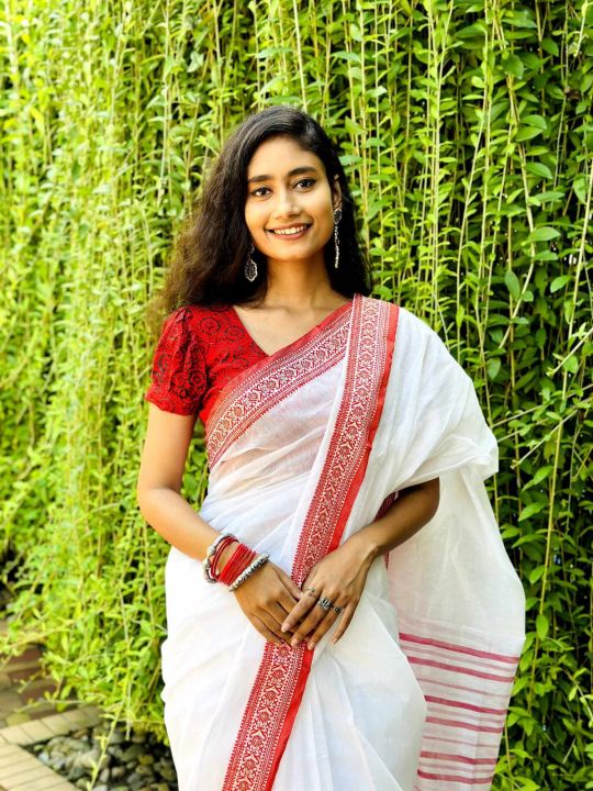 Half Silk Jonaki Par Saree for Women - Perfect for Any Occasion and Season