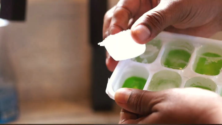 Sunshine Ice Cube Tray, Flexible 14-Ice Trays with Spill-Resistant Detachable Easy-Release Silicone