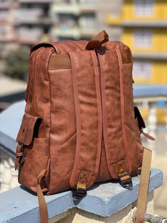 Leather%20Bagpack%20College%20And%20School%20For%20Men%20-%20Image%202