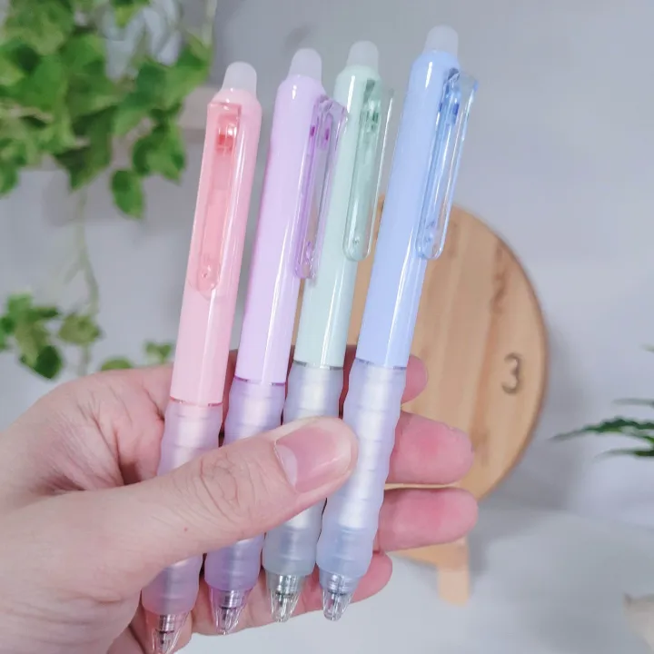 Erasable%20Gel%20Pen%20oniso%20blue%20ink%200.5mm.%20model%20oni-2711%20soft%20touch%20handle%20(replaceable)%20-%20Image%203