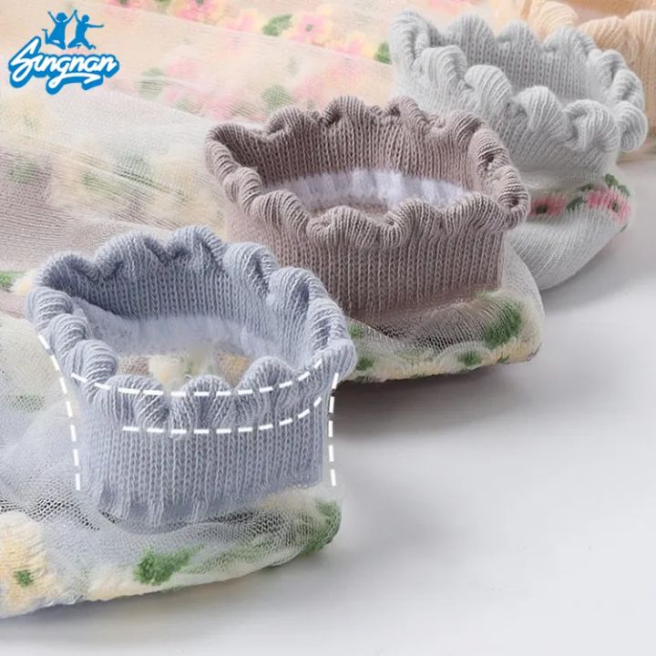 Trendy%20women%20cute%20colorful%20transparent%20lace%20socks%20-%20Image%205