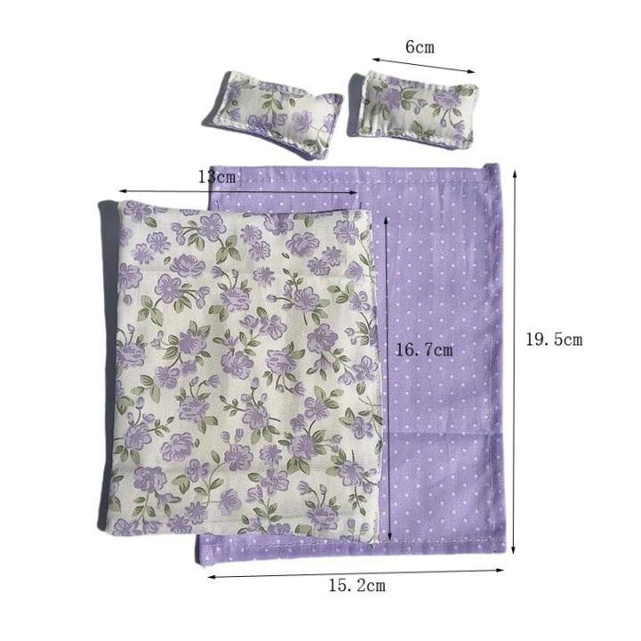 1/12%20Dollhouse%20Miniature%20Bed%20Four%20Piece%20Bed%20Set%20Bed%20Sheet%20Quilt%20Pillow%20Quilt%20Cover%20Bedding%20Set%20Doll%20Bedroom%20Decoration%20Toy%20-%20Image%206