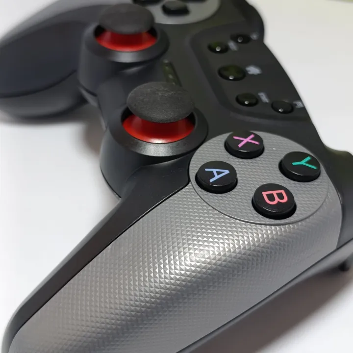 CM-029%202.4G%20Wireless%20Gamepad%20Controller%20with%20USB%20Receiver%20%7C%20Ergonomic%20Design,%20Vibration%20Feedback%20&%20Dual%20Joystick%20for%20PC,%20Android,%20TV%20Box%20&%20More%20-%20Image%206