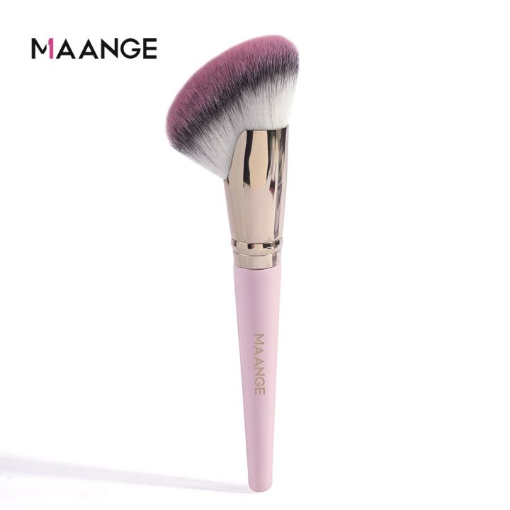 MAANGE%20Dense%20Blush%20Bronzer%20Brush%20Angled%20Makeup%20Brush%20Premium%20Brush%20Perfect%20For%20Face%20Contouring%20Highlighting%20For%20Creams%20Powders%20-%20Image%207