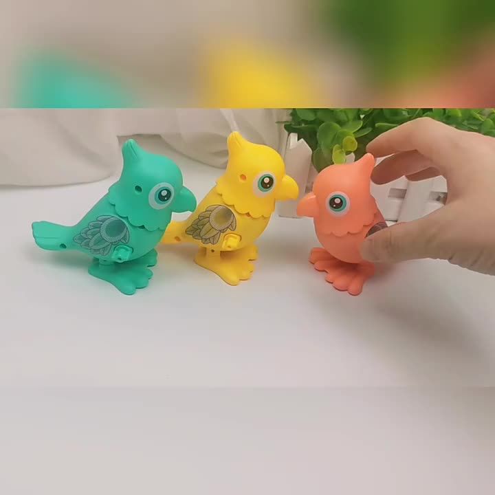 Parrot Wind Up Toy - Baby Parrot Jumping Clockwork Key Toys