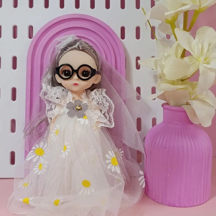 18cm%20Wonderful%20Princess%20Dolls%20for%20Girls%20-%20Elegant%20Party%20Dress%20with%20Crown%20%20-Per%20Piece%20Random%20pack%20-%20Image%203