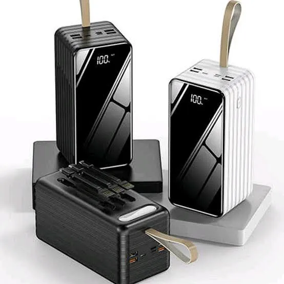 P5%2050000Mah%20Power%20Bank%20-%203%20Built-in%20Cables%20-%203%20Input%204%20Usb%20Output%20Multifunctional%20Ultra%20large%20capacity%20Power%20bank%20LED%20Lights%20-%20LCD%20Display%20-%20Image%207