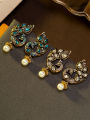1 Pair of Vintage Retro Two-Tone Rhinestone-Embellished Elegant Peacock Pendant Earrings Suitable for Women to Wear Daily, Attend Parties, or as a  pen gpt. 