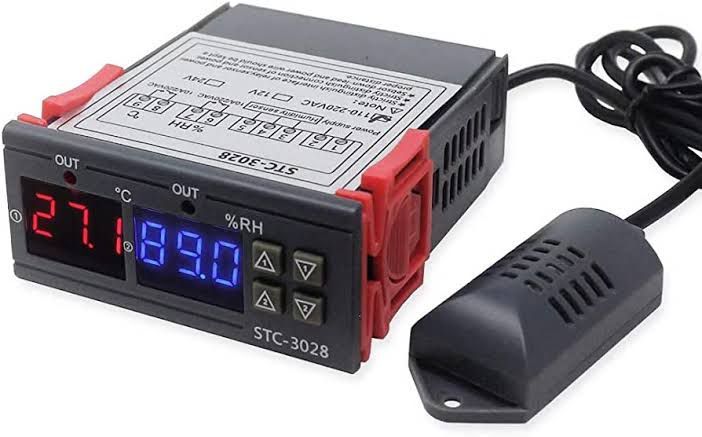 STC-3028%20Digital%20Temperature%20and%20Humidity%20Controller%20-%20Image%202