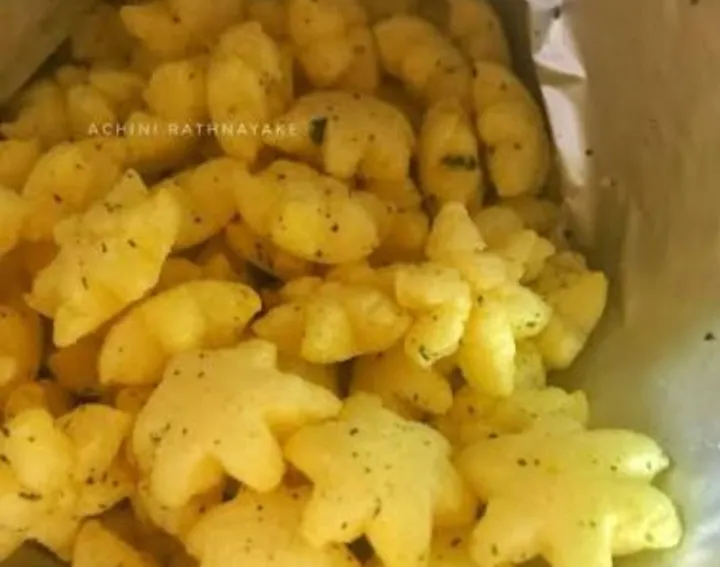 Spicy%20and%20Cheese%20Taste%20TipiTip%20300g%20%20%7C%20Lucky%20tipi%20tip%20%7C%20Snacks%20%20%7C%20kids%20%7C%20Adults%20-%20Image%204