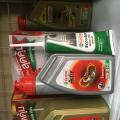 Castrol power 1 semi-synthetic engine oil for scooter with gear oil. 