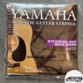 (Ready to deliver) Yamaha electric guitar string No. 9/10/11/12 free 2 guitar picks + 1 pick storage. 