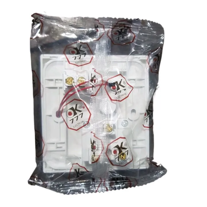 Powersocket%20Multi%2016A%20With%20Back%20Box%20And%20Indicator%203%C3%973%20Power%20Socket%20Multiplug%20-%20Image%203