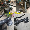 NEW Universal Motorcycle Accelerator Assist Grips Cruise Control Handlebars Assistant Clips Hand Rest Moto Equipments Accessorie.