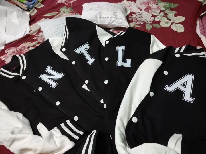 Unisex%20Varsity%20Jacket,%20Letter%20Jacket,%20Customized%20Jacket,%20letter%20customizable%20-%20Image%204