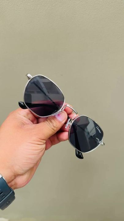 Elegant Men's Classic  Silver Frame Sunglasses with Black Lens - Hi-Quality Fashion Eyewear