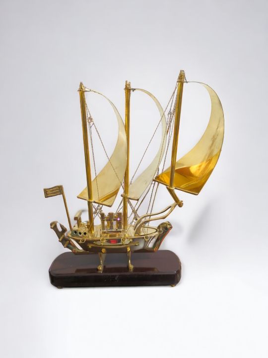 Table Decor Wooden Brass San Felipe Ship Luxurious Decorative Ship Figurine 13 Inch
