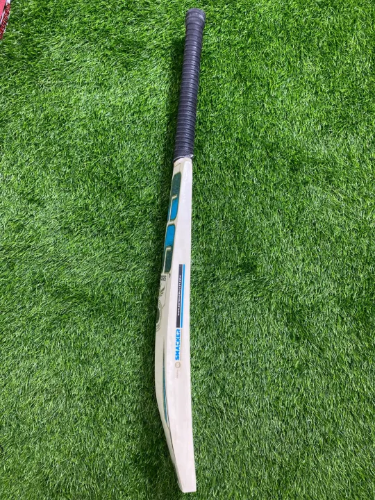 SS%20TON%20Sunridges%20Vintage%20Classic%20English%20Willow%20Cricket%20Bat%20%E2%80%93%20High%20Performance%20Bat%20with%20Thick%20Edges%20&%20Sleek%20Design%20%E2%80%93%20Suitable%20for%20Leather%20Ball%20Play%20-%20Image%202