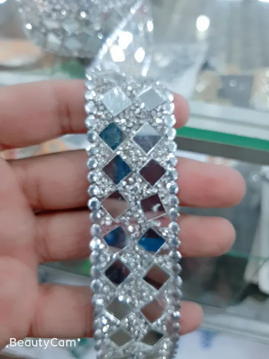 ((OUTSTANDING%20DESIGN))%20MIRROR%20LACE.1%20Gaz(per%20yads)%201.4%20SIZE.FOR%20CLOTH%20-%20Image%205