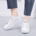 Spring Women Casual Shoes White Breathable Embroidered Flower Lace-Up Women Sneakers Fashion Korean Version Women Tennis Shoes.