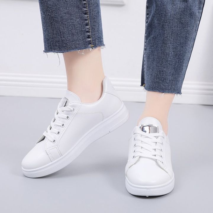 Spring%20Women%20Casual%20Shoes%20White%20Breathable%20Embroidered%20Flower%20Lace-Up%20Women%20Sneakers%20Fashion%20Korean%20Version%20Women%20Tennis%20Shoes%20-%20Image%206