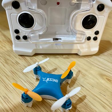 Four-Axis Mini Drone with Air Pressure Constant, Making It Super Easy to Fly Indoor and Outdoors Great Fun for All with RGB Light dhn
