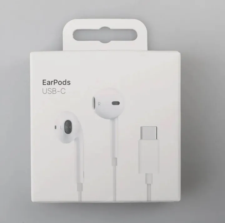 Type-C Wired Earphone For I-phone latest Series and also compatible with other type-c devices