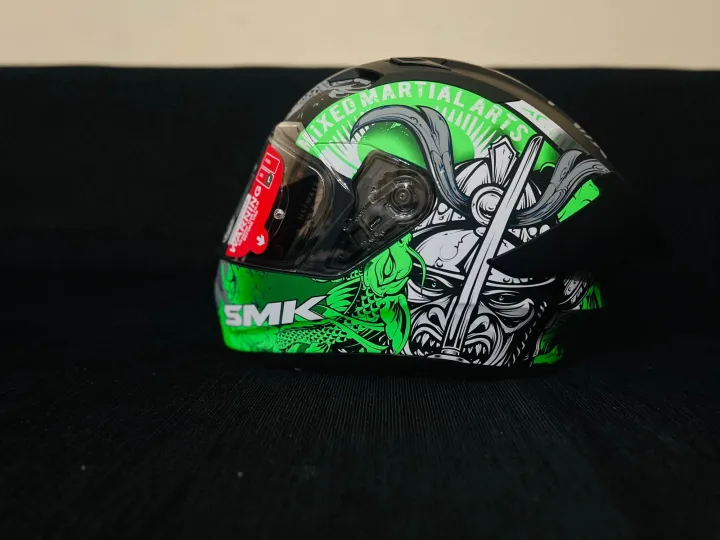 SMK%20helmet%20-%20Image%204