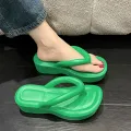 Lhfriday hot sale🎯Women's fashion kick shoes, high soles, beautiful work, thick and soft, comfortable to wear, not heavy feet, no girls.🎊There are 4 colors to choose the color tone to drive the skin, the foot is outstanding, not like anyone. click to.... 