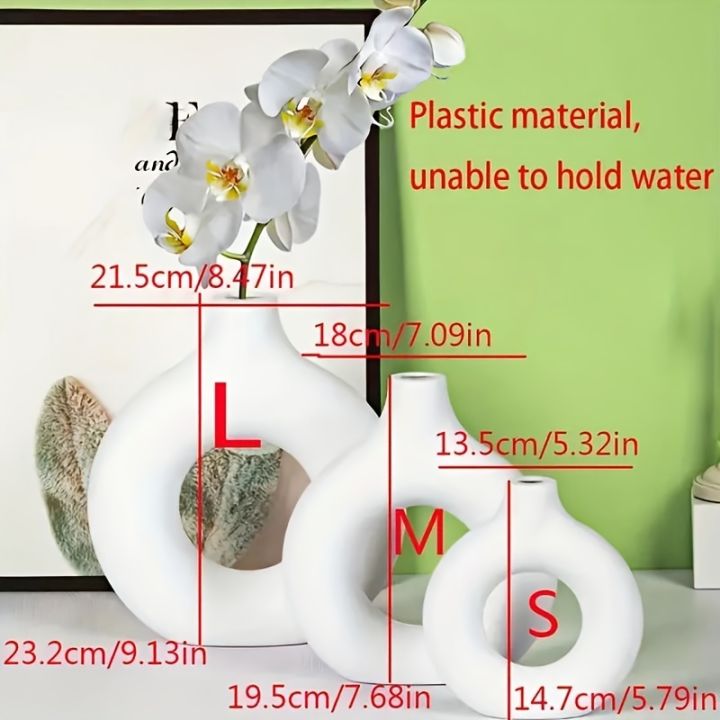 Durable%20Plastic%20Modern%20Decorative%20Donut%20Vase%20-%20Elegant%20Nordic-Inspired%20Centerpiece%20for%20Living%20Room,%20Bedroom%20&%20Desk%20-%20Perfect%20for%20home%20decoration%20item%20-%20Image%203