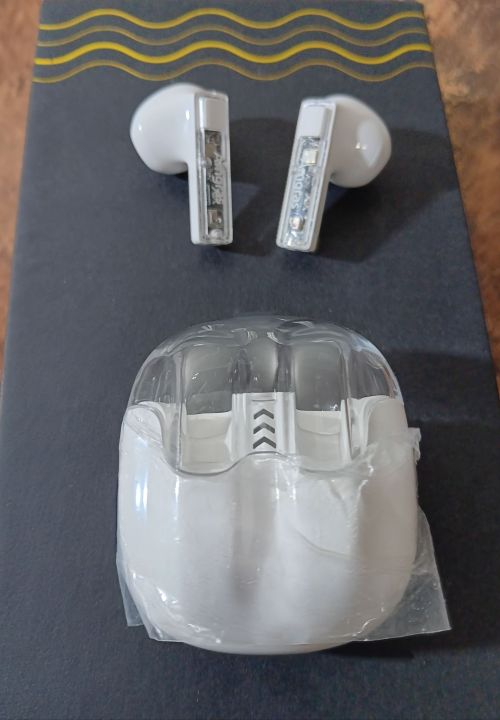 Amgras%20Future%20A3%20Pro%20Wireless%20Bluetooth%20Earbuds%20Sports%20Gaming%20earBuds,%20Water%20Resistant%20IPx5,%20Noise%20Cancellation,%20TWS%20Ear%20buds%20With%20built%20in%20Microphone%20and%20HiFi%20Stereo%20Base%20Sound%20Transparent%20Bluetooth%20Wireless%20Ear%20buds%20-%20Image%203