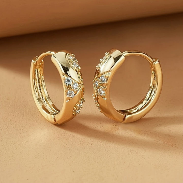 Chic%20Golden%20Color%20Hoop%20Earrings%20Female%20Exquisite%20Shiny%20Cubic%20Zirconia%20Ear%20Accessories%20Low-key%20Daily%20Wearable%20Party%20Jewelry%20-%20Image%203