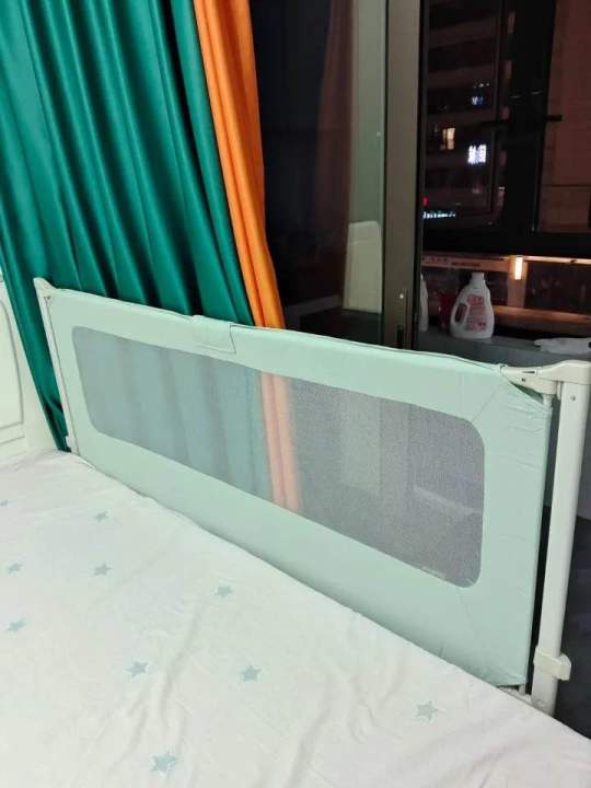 MoonCare%20-%203%20Side%20Baby%20Bed%20Guard%20Rail%20Foldable%20Safety%20Fence%20for%20Kids%20Anti-Fall%20Protection%20Adjustable%20Bed%20Rail%20(3%20Pcs)%20-%20Image%205