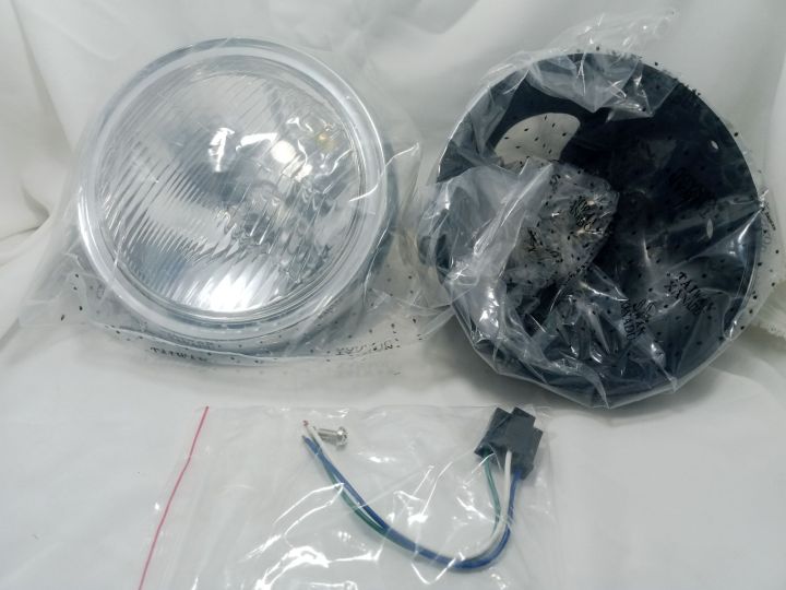Full Xanadu beam available for Suzuki GS 150 cc
Best solution for heavy light 
Made in Taiwan 
With h4 tube and rear case