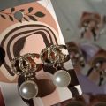 Elegant Gold Metal Gucci Earing with Peral Drop, korean style fashion jewelry, Girls Accessories.. 