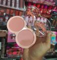 2 Colors Donut Blush Highlighter Powder And Blusher In 2 Settings. 