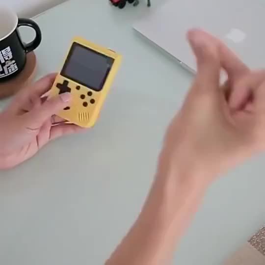 5 Colors Retro Classic Video Game Console Portable Mini Handheld 8-Bit LCD Kids Game Player Built-in 400 Games Consola