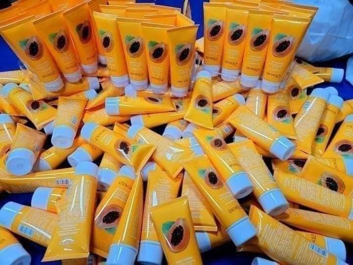Papaya%20facewash%20-%20Image%205