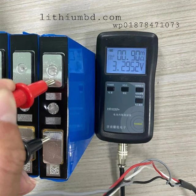 EVE%20LF32%203.2v%2032ah%20lifepo4%20battery%20-%20Image%202