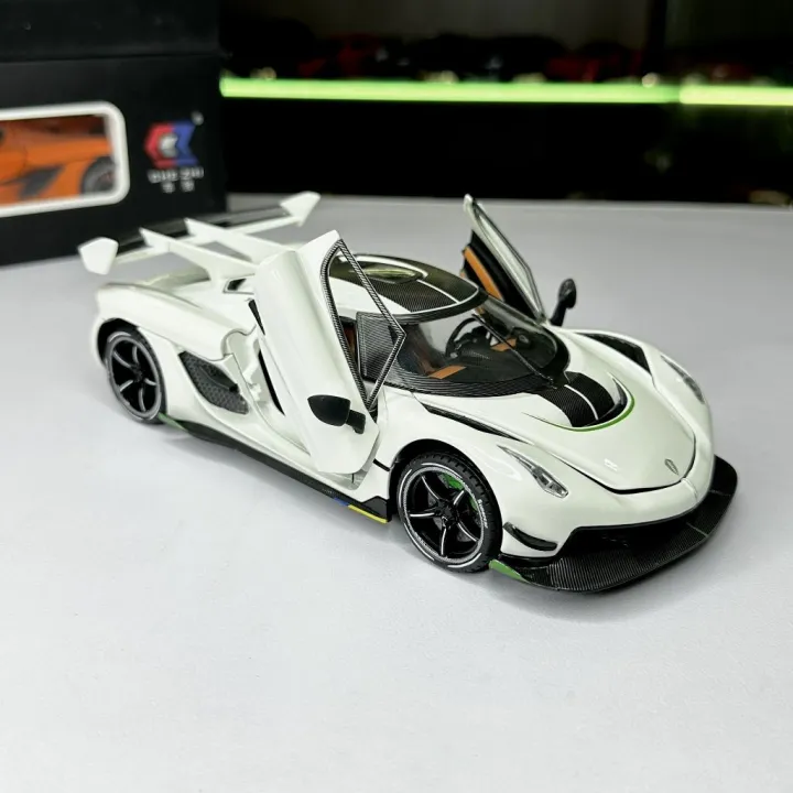 1:24%20diecast%20Koenigsegg%20Jesko%20alloy%20car%20model%20-%20Image%202
